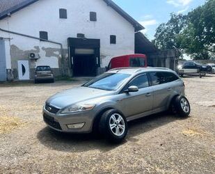 Ford Ford Mondeo Turnier TitaniumAUTOMATIK NAVI MODEL-2 Gebrauchtwagen