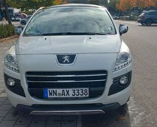 Peugeot Peugeot 3008 HYbrid4 Automatik Gebrauchtwagen