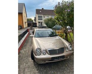 Mercedes-Benz Mercedes-Benz E 200 CDI CLASSIC Classic Gebrauchtwagen