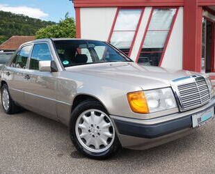 Mercedes-Benz Mercedes-Benz 230 E*Schiebedach*Top Zustand*H-Kenn Gebrauchtwagen