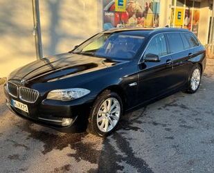 BMW BMW 530d xDrive Touring - Vollausstattung UVP 98.4 Gebrauchtwagen