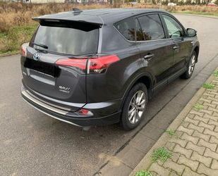 Toyota Toyota RAV 4 2,5-l-Hybrid Executive Auto 4x4 Execu Gebrauchtwagen