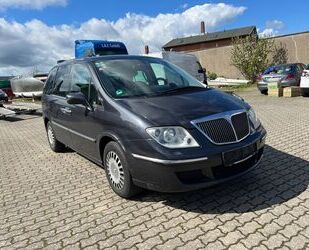 Lancia Lancia Phedra 2.0 MULTIJET LEDER NAVI 7 Sitzer Gebrauchtwagen