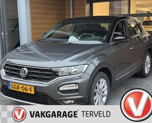 VW Volkswagen T-Roc 1.5 TSI Sport,Navi,Cruise,App,Pdc Gebrauchtwagen