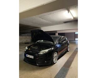 Ford Ford Focus 2,0 EcoBoost ST Leder-Sport-Paket ST Gebrauchtwagen