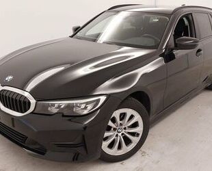 BMW BMW 320d Aut. Advantage Navi LED DAB Sitzh Klimaau Gebrauchtwagen