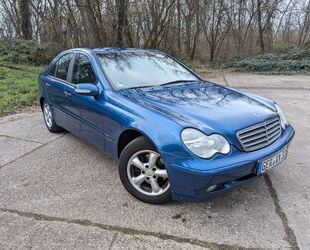 Mercedes-Benz Mercedes-Benz C 180 Kompressor Classic Blau Gebrauchtwagen