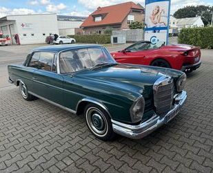 Mercedes-Benz Mercedes-Benz 250 SE / VOLLST. HISTORIE / AUTOMATI Gebrauchtwagen