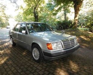 Mercedes-Benz Mercedes-Benz E 250 Diesel 1-Hand Scheckheft Gebrauchtwagen