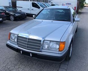 Mercedes-Benz Mercedes-Benz 300 CE - Oldtimer Oldtimer