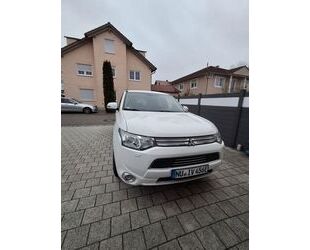 Mitsubishi Mitsubishi Plug-in Hybrid Outlander 2.0 MIVEC PLUG Gebrauchtwagen