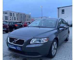 Volvo Volvo S40 Lim. 1.6 D Drive Kinetic/Diesel/wenig km Gebrauchtwagen