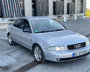 Audi Audi A4 2.8L 30V Gebrauchtwagen