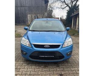 Ford Ford Focus 1,6TDCi 80kW DPF Ambiente Ambiente Gebrauchtwagen