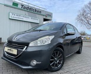 Peugeot Peugeot 208 Allure Service Neu Gasanlage MFL Tempo Gebrauchtwagen