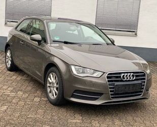 Audi Audi A3 1.6 TDI S tronic *Navi/Bluetooth/Tempomat* Gebrauchtwagen