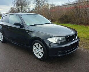 BMW BMW 118d , gepflegter Zustand, 8-fach bereift, Kli Gebrauchtwagen