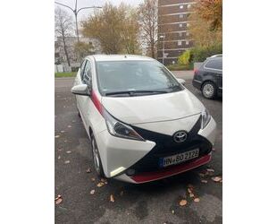 Toyota Toyota Aygo (X) 1,0-l-VVT-i x-clusiv x-shift x-clu Gebrauchtwagen