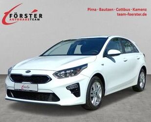 Kia Kia Ceed 1.4 T-GDI DCT Vision *KAMERA*SITZHEIZ.* Gebrauchtwagen