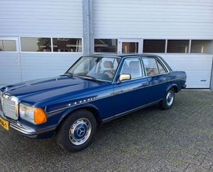 Mercedes-Benz Mercedes-Benz W123 2.0 automaat 1983 Gebrauchtwagen