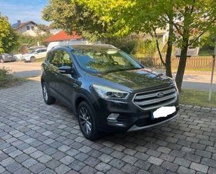 Ford Ford Kuga 2,0 TDCi 4x4 110kW COOL & CONNECT PSh C. Gebrauchtwagen