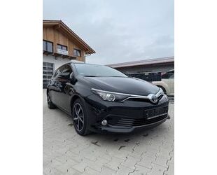 Toyota Auris Gebrauchtwagen