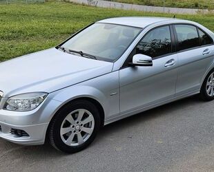 Mercedes-Benz Mercedes-Benz C 180 CGI BlueEFFICIENCY ELEGANCE Au Gebrauchtwagen