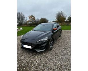 Ford Ford Focus 2,3 EcoBoost ST Styling-Paket ST Styli. Gebrauchtwagen