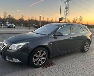 Opel Opel Insignia Sports Tourer Navi Teilleder Xenon S Gebrauchtwagen