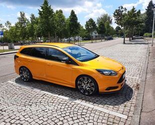 Ford Ford Focus 2,0 EB ST Leder-Sport-Paket Turnier ST Gebrauchtwagen