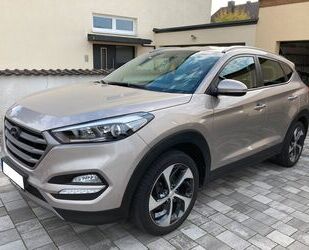 Hyundai Hyundai Tucson 1.6 Turbo Navi Leder AHK Garantie 6 Gebrauchtwagen