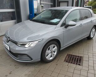 VW Volkswagen Golf 8 1,5 TSI Life Gebrauchtwagen