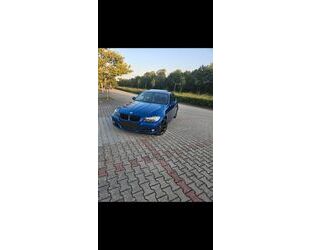 BMW BMW E90 320i *Tüv Neu*Schiebedach*LHZ*Gepflegt* Gebrauchtwagen