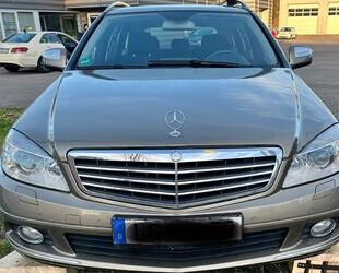 Mercedes-Benz Mercedes-Benz C 180 CGI T BlueEFFICIENCY ELEGANCE Gebrauchtwagen