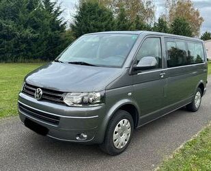 VW Volkswagen T5 Caravelle 4Motion 2.0tdi 140ps 9sitz Gebrauchtwagen