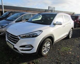 Hyundai Hyundai Tucson Style 4WD, AHK, Panoramadach Gebrauchtwagen