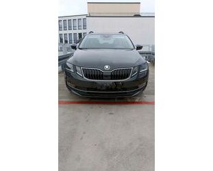 Skoda Skoda Octavia 2.0 TDI SCR DSG Style Combi Style Gebrauchtwagen