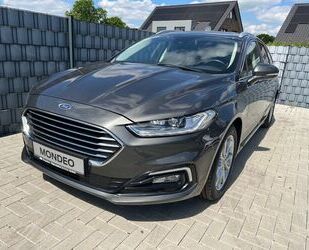 Ford Ford Mondeo Turnier Titanium AWD AHK Standhzg Pano Gebrauchtwagen