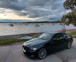 BMW BMW e92 320d Xenon Vollleder Sitzh. Standh. Klimaa Gebrauchtwagen