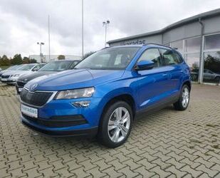 Skoda Skoda Karoq 2,0 TDI Style >AHK/Sitzheiz/PDC/SmartL Gebrauchtwagen