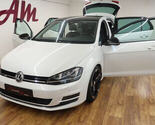 VW Volkswagen Golf VII Lim. Allstar /Navi/Kamera/Pano Gebrauchtwagen