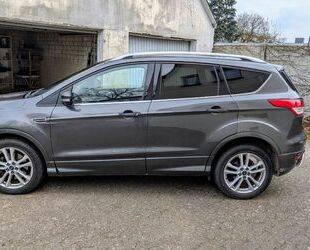 Ford Ford Kuga 2,0 TDCi Individual AHK/Navi/Xenon/Al Gebrauchtwagen