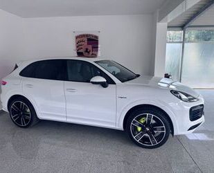 Porsche Porsche Cayenne E-Hybrid -Sport Design Paket -22 Z Gebrauchtwagen