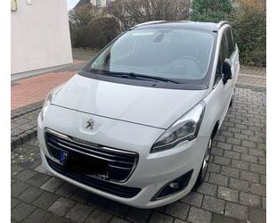 Peugeot Peugeot 5008 2.0 Allure BlueHDi 150 Stop&Start All Gebrauchtwagen