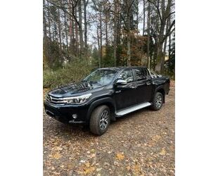 Toyota Toyota Hilux Double Cab 2.4 D-4D LEGEND 4WD Gebrauchtwagen