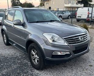 SsangYong Ssangyong REXTON Rexton W Sapphire 4x4 7-Sitzer Gebrauchtwagen