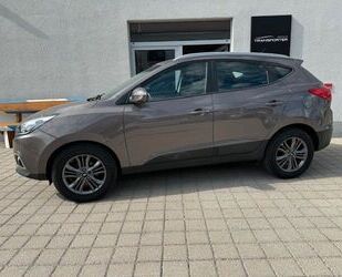 Hyundai Hyundai iX 35 Face Lift 1.6 M/T FIFA Edition Silve Gebrauchtwagen