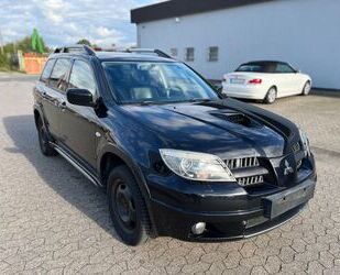 Mitsubishi Mitsubishi Outlander 2.0 Turbo 4x4 Leder - Sitzhei Gebrauchtwagen