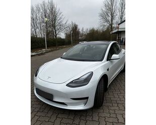 Tesla Tesla Model 3 SR Winterreifen RWD Garage MwSt. Nic Gebrauchtwagen