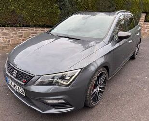 Seat Seat Leon 2.0 TSI St&S ST CUPRA 300 DSG 4Drive CU. Gebrauchtwagen